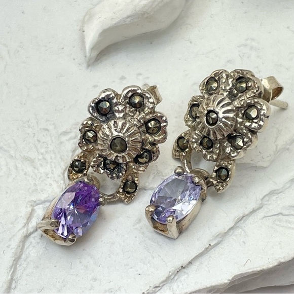VINTAGE Sterling 925 Dangle Earrings Marcasite Stones With light Violet Stones - Picture 1 of 9